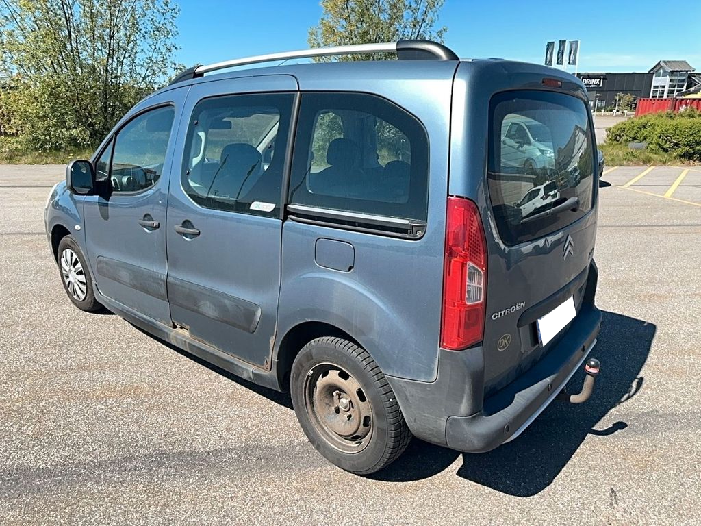 b39285c7-ddff-40d0-8192-ddc42eb21223